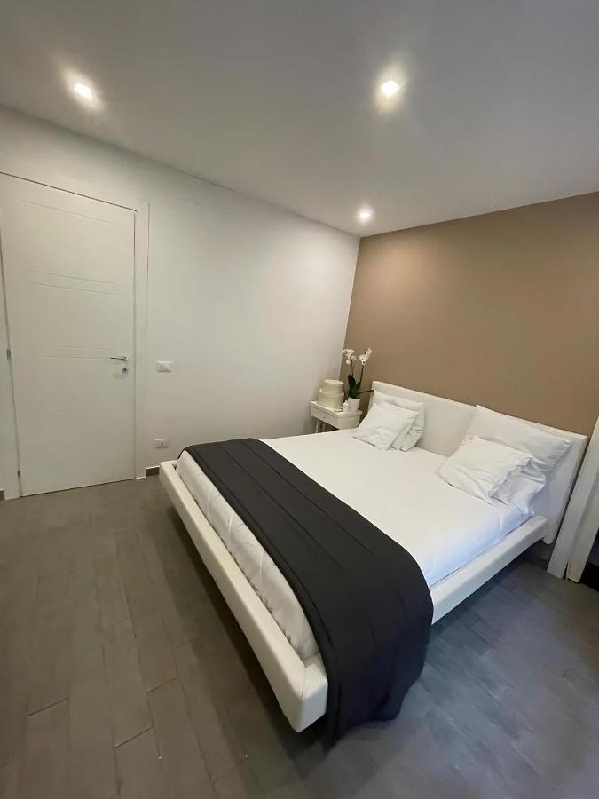 Room Mondello 5 Εξωτερικό φωτογραφία