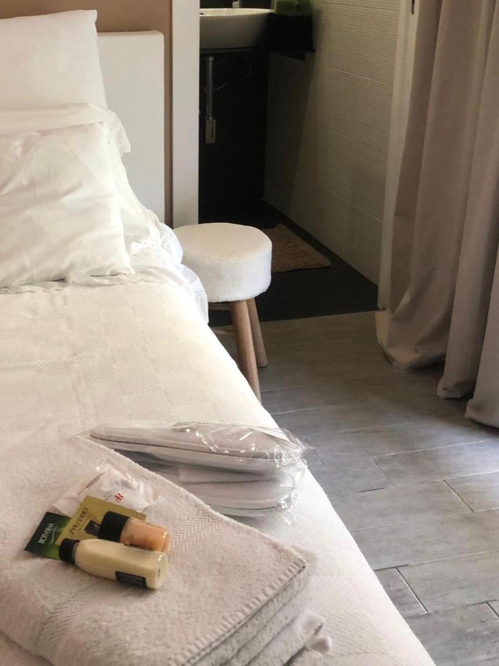 Room Mondello 5 Εξωτερικό φωτογραφία