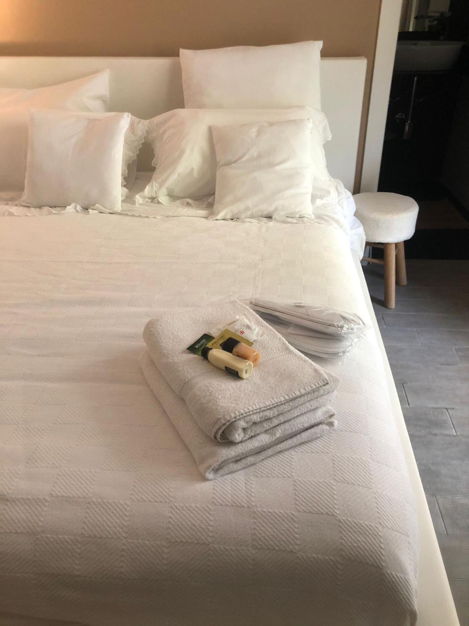 Room Mondello 5 Εξωτερικό φωτογραφία